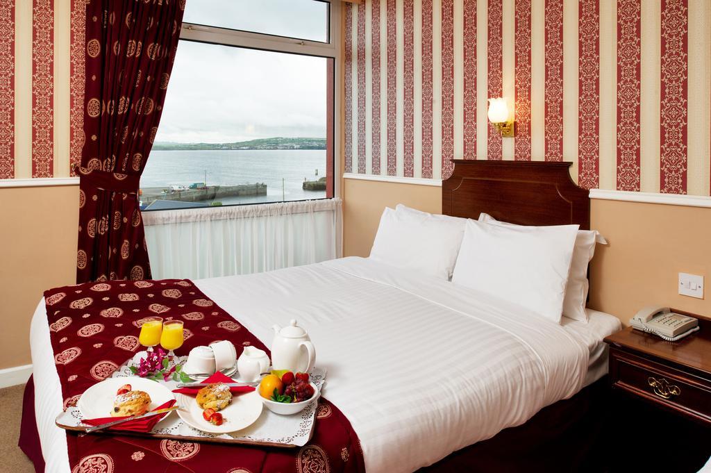 Logues Liscannor Hotel Kamer foto